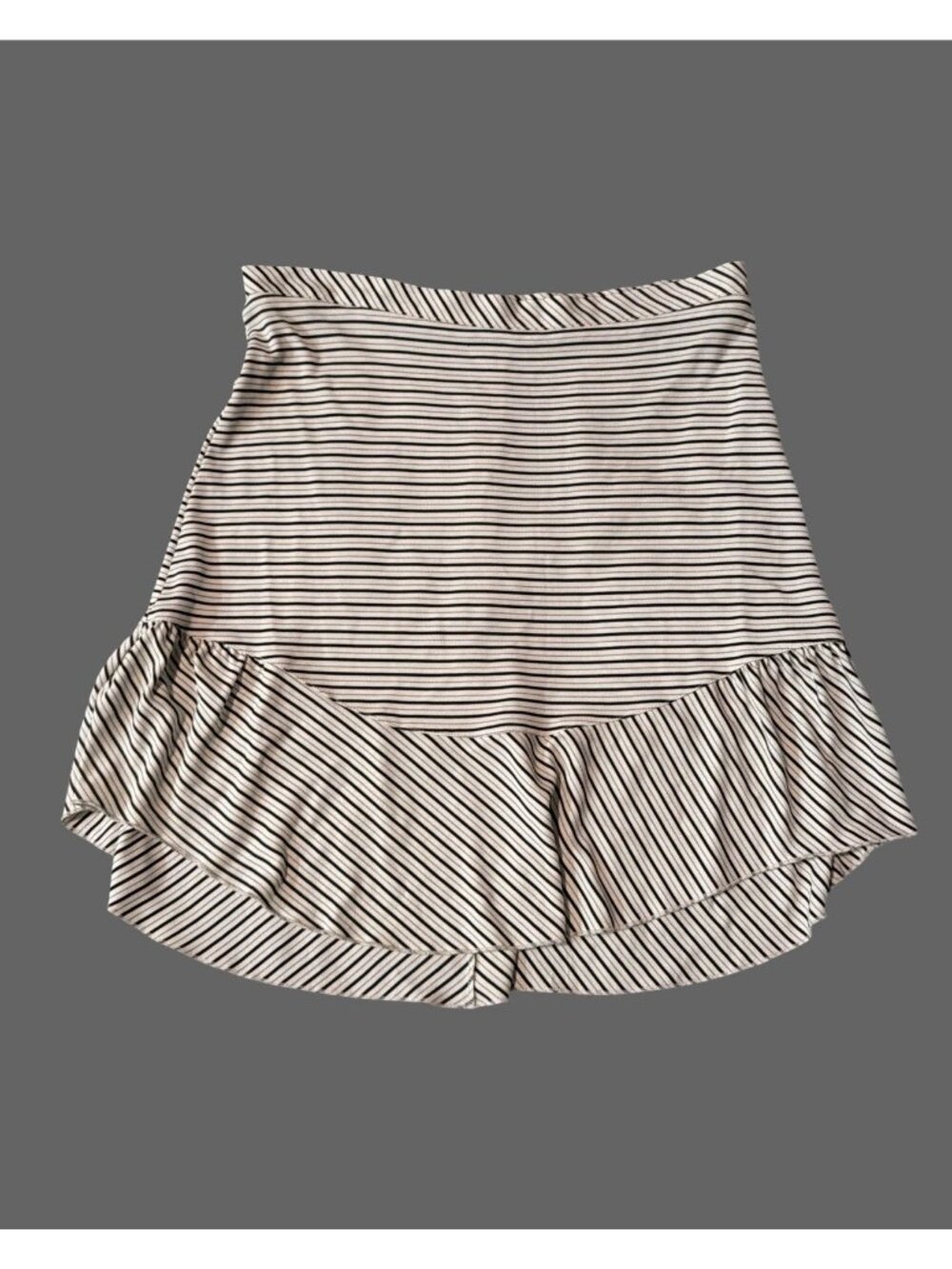 See By Chloe Black And White Striped Ruffled Mini Skirt Size 36 /US 4-6 Preppy